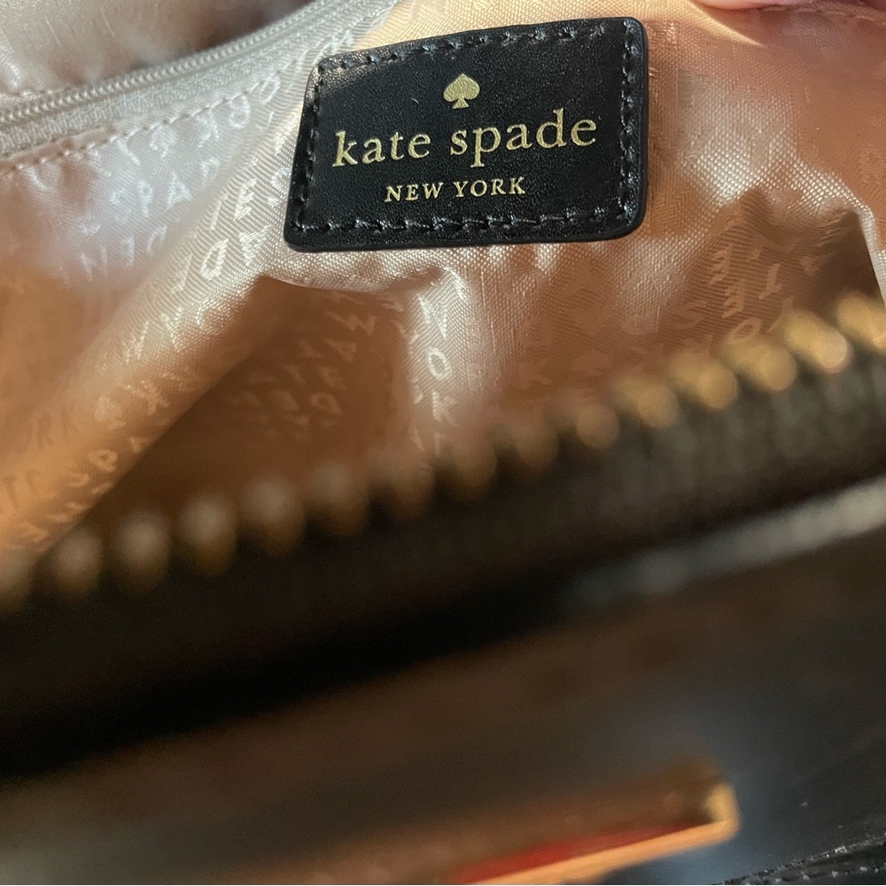 Kate Spade Savannah Parliament Square Satchel. - Picture 6 of 7